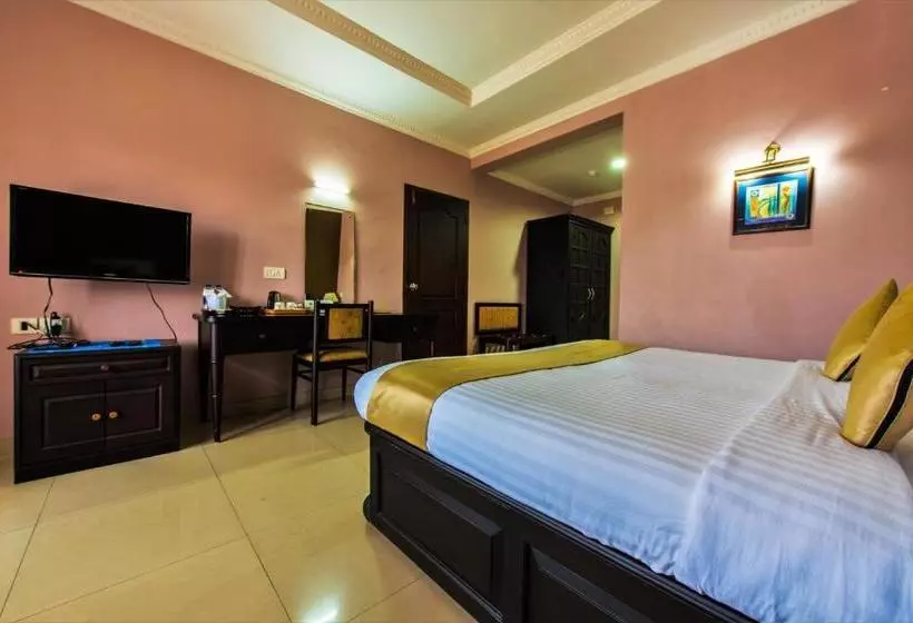 Hotelli Kallada Regency