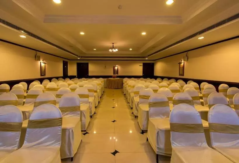 Hotelli Kallada Regency