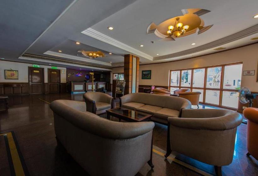 בית מלון כפרי Kallada Regency