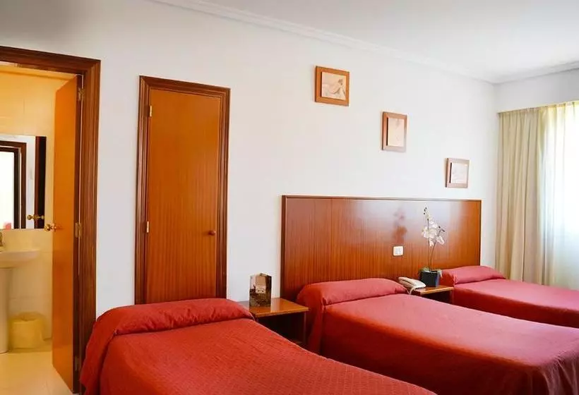 ホテル Os Caracoles