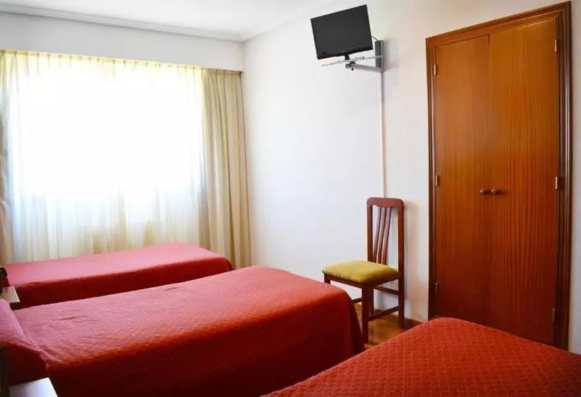 ホテル Os Caracoles