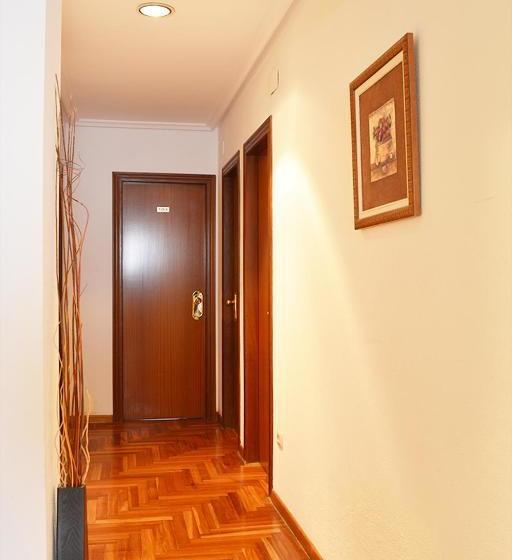 فندق Os Caracoles