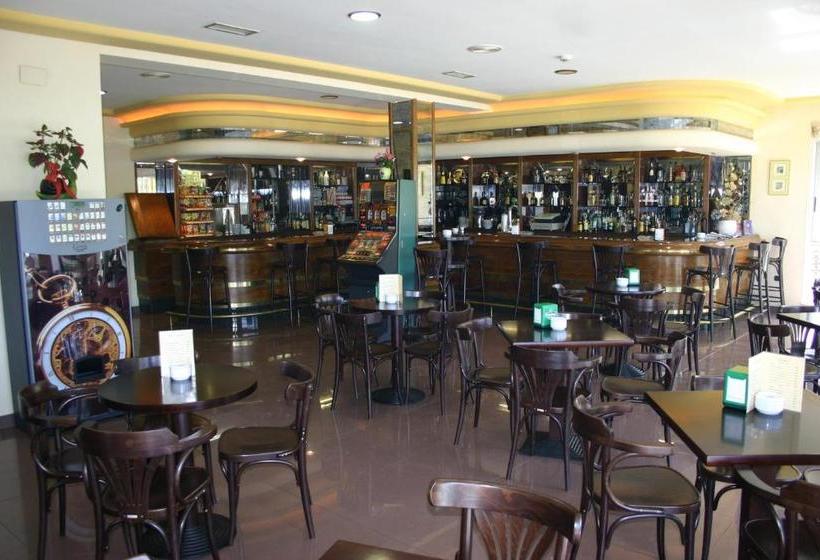 فندق Os Caracoles