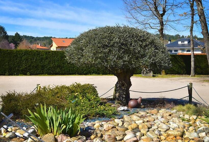 فندق Os Caracoles