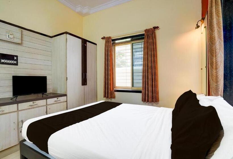 ホテル O Varun Residency