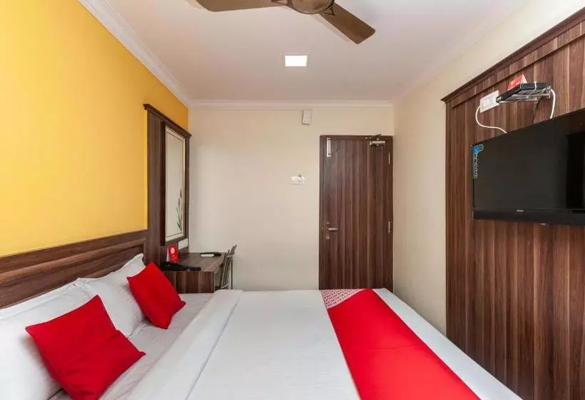 ホテル Oyo 27038 Anandha Rooms