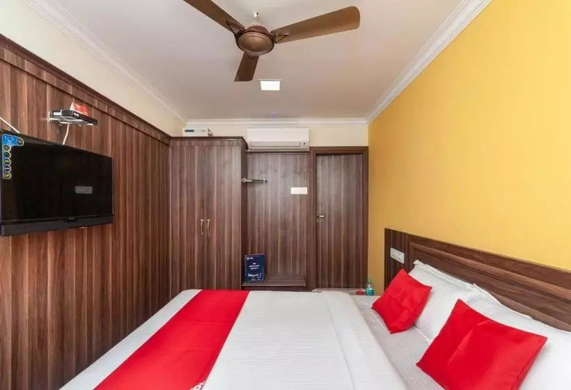 ホテル Oyo 27038 Anandha Rooms