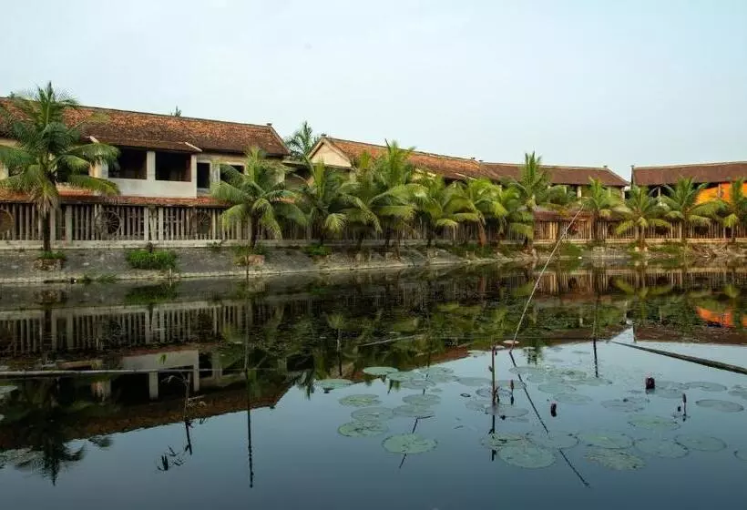 هتل Ruby Homestay
