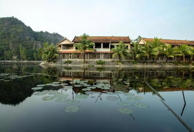 هتل Ruby Homestay