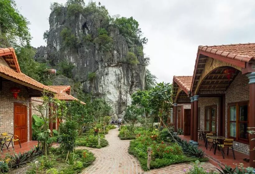 هتل Ruby Homestay