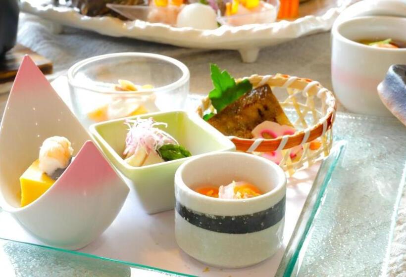 Отель 自家源泉の宿 竜宮の使い Ryugu No Tsukai