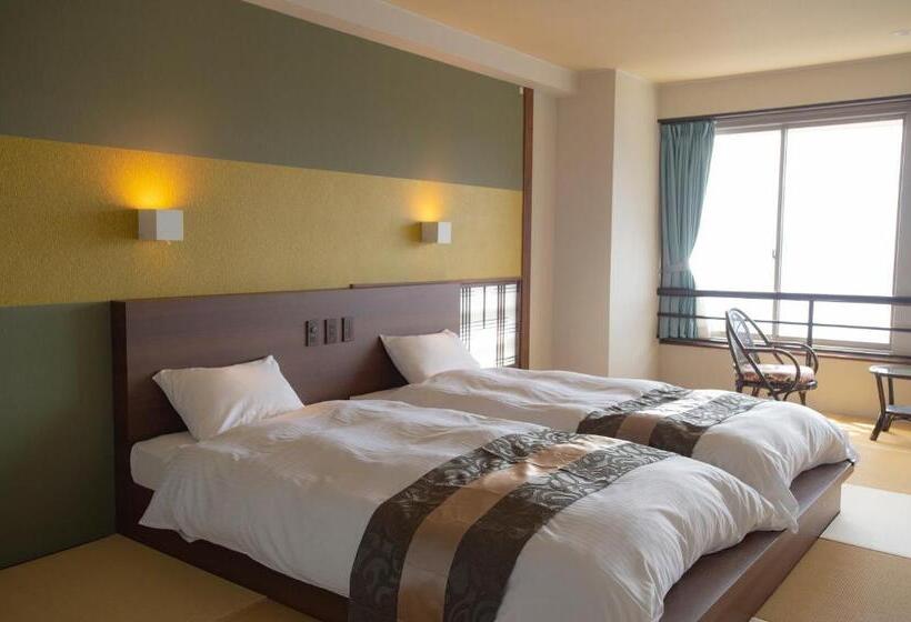 Отель 自家源泉の宿 竜宮の使い Ryugu No Tsukai