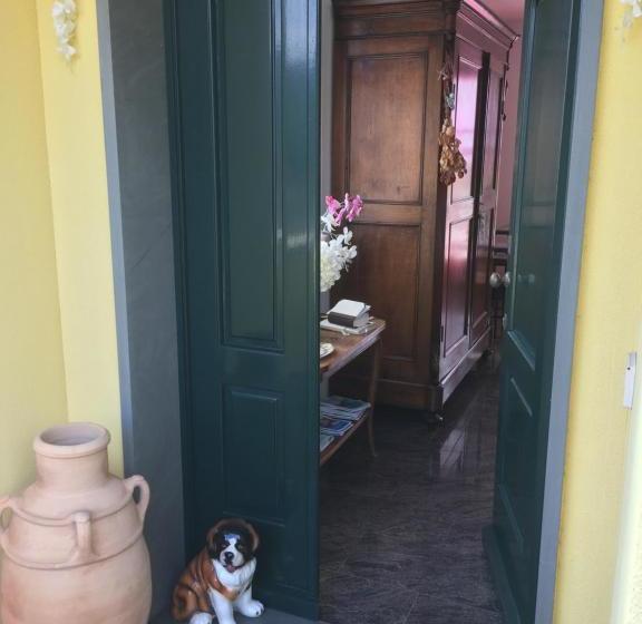 تختخواب و صبحانه Le Fiabe