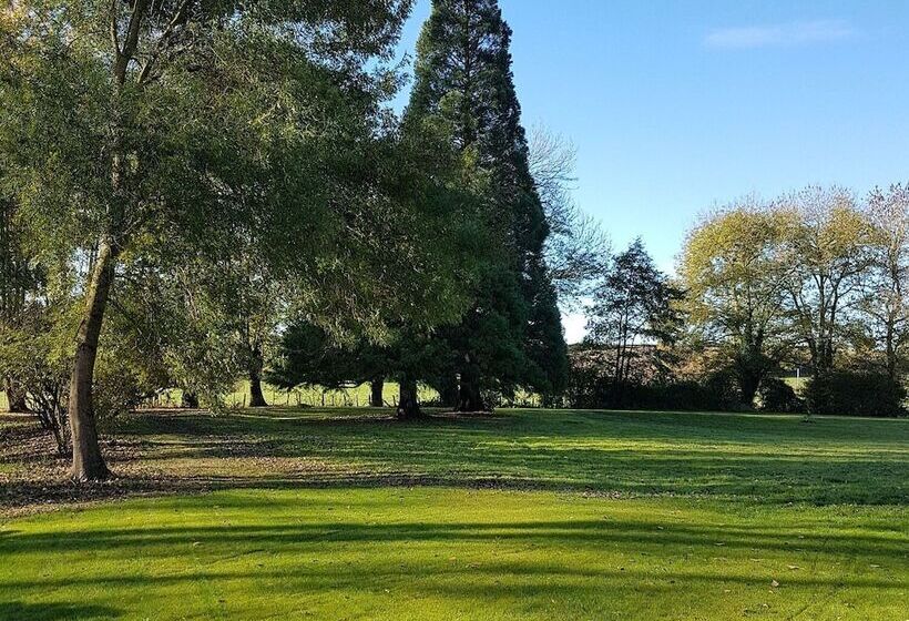 膳宿费 Echo D'eau Host & Coach