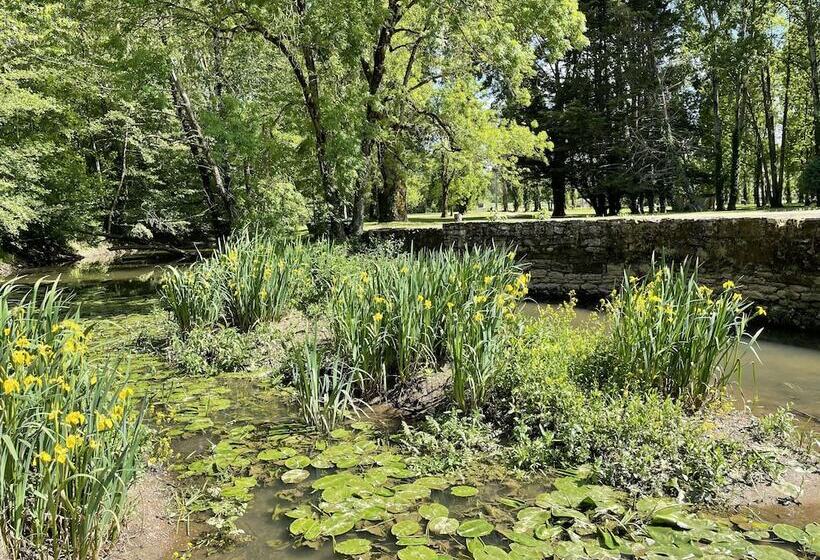 膳宿费 Echo D'eau Host & Coach