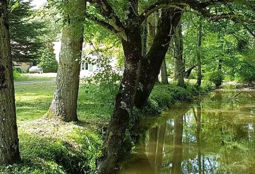 Majatalo Echo D'eau Host & Coach