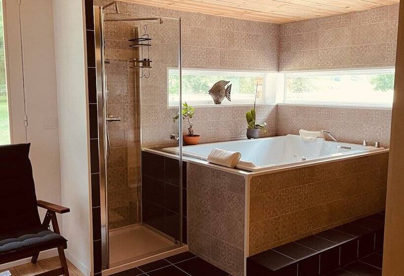 膳宿费 Echo D'eau Host & Coach