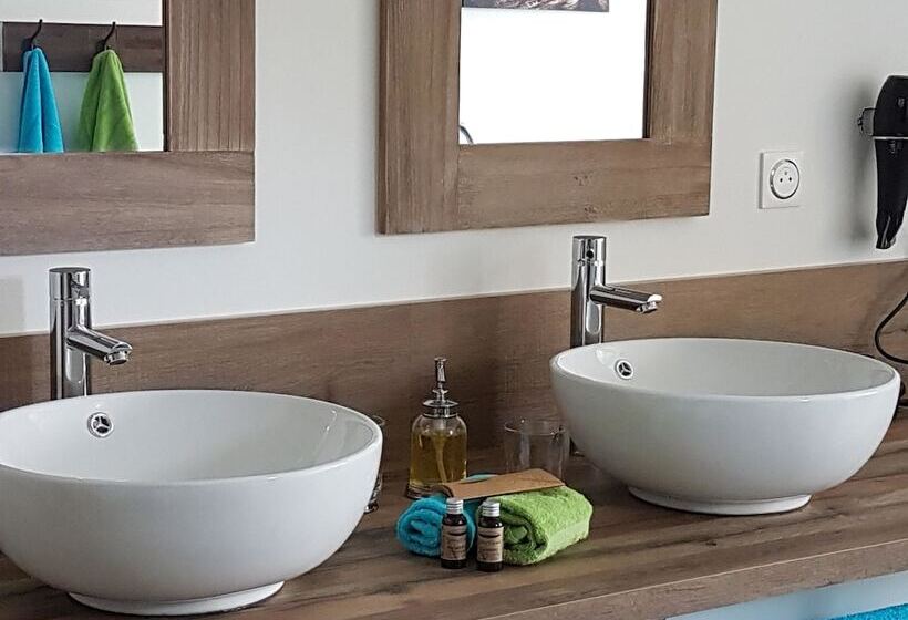 膳宿费 Echo D'eau Host & Coach