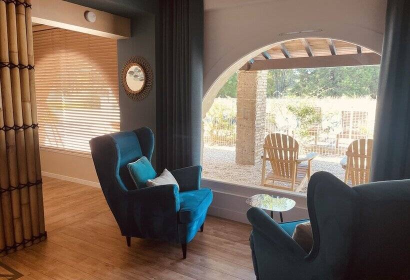 膳宿费 Echo D'eau Host & Coach