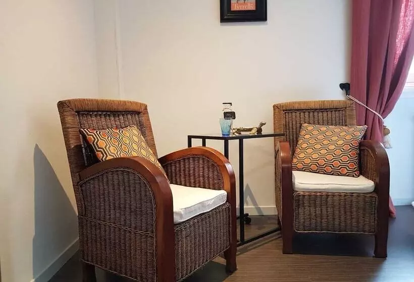 Majatalo Echo D'eau Host & Coach