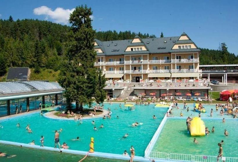 膳宿费 Penziã³n Kamennã½ Dvor