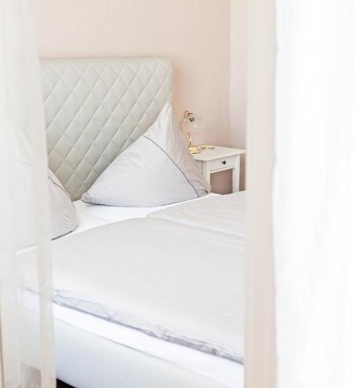 הוסטל Gasthaus Zur Linde