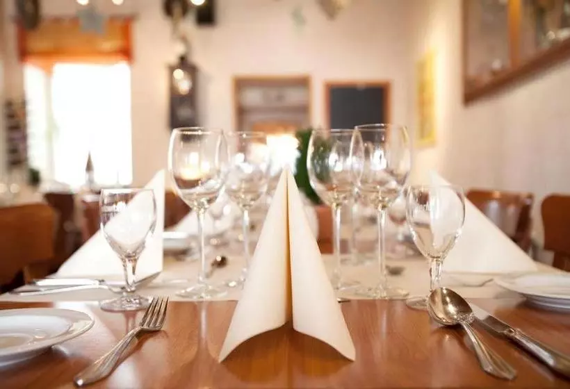 Retkeilymaja Gasthaus Zur Linde