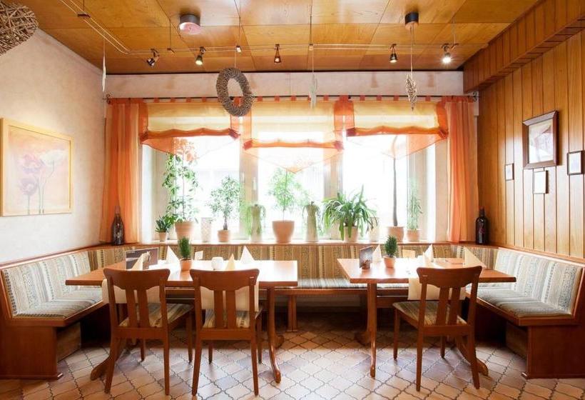 הוסטל Gasthaus Zur Linde