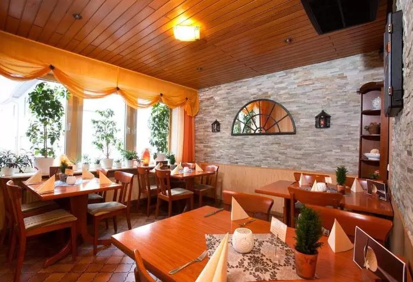 Retkeilymaja Gasthaus Zur Linde