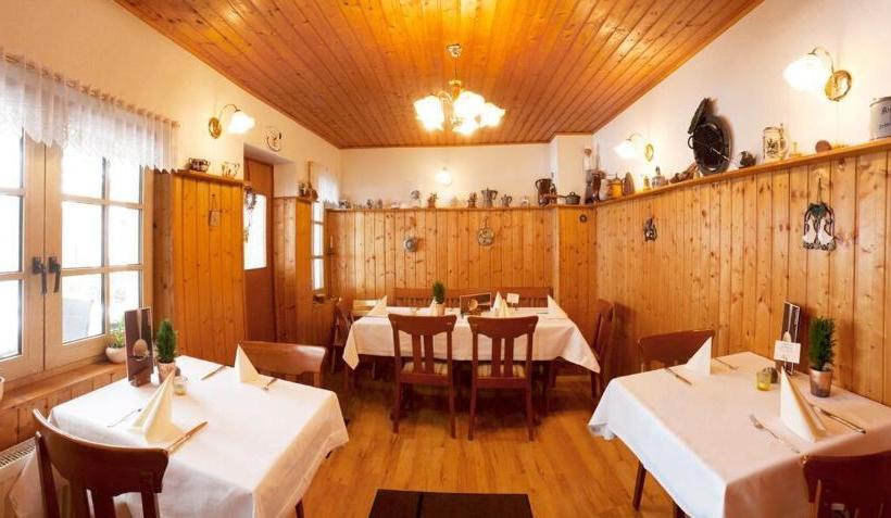 הוסטל Gasthaus Zur Linde