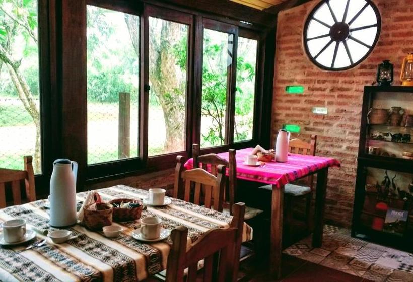 Hostel Posada De Las Huellas