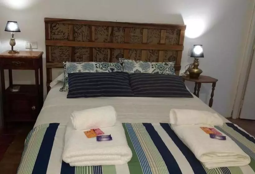 Retkeilymaja Posada De Las Huellas