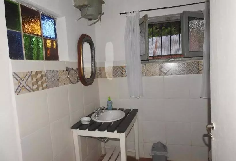 Retkeilymaja Posada De Las Huellas