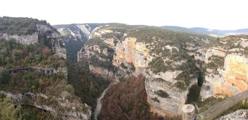 ベッドアンドブレックファースト Casa Lascorz