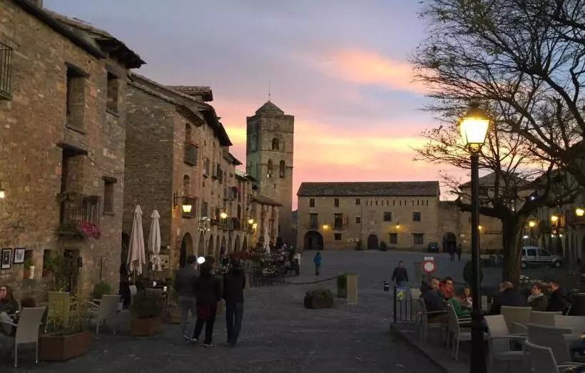 ベッドアンドブレックファースト Casa Lascorz