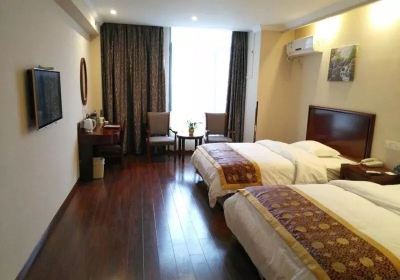 Hotelli Greentree Inn Kunshan North Gate Road Express