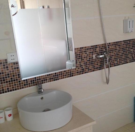 Thank Inn Chain Hotel Yunnan Honghezhou Yuanyang Nansha