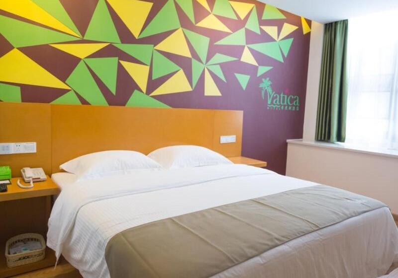 Отель Vatica Hefei Feixi County Southwest Bus Station