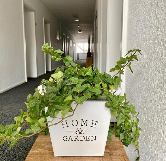 Отель Zur Sonne