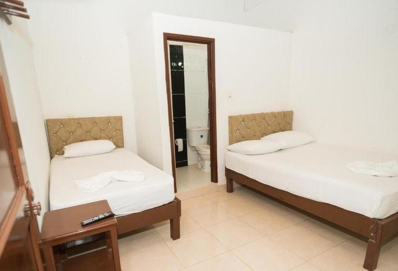 Pension (Hôtel basse catégorie) Clau