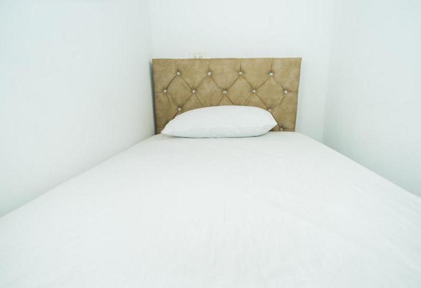 Pension (Hôtel basse catégorie) Clau