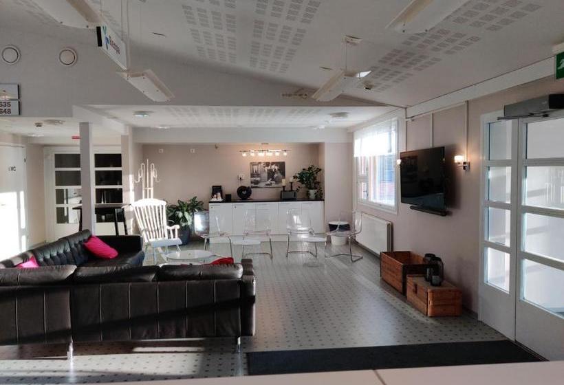 פנסיון Kiipula Guest House