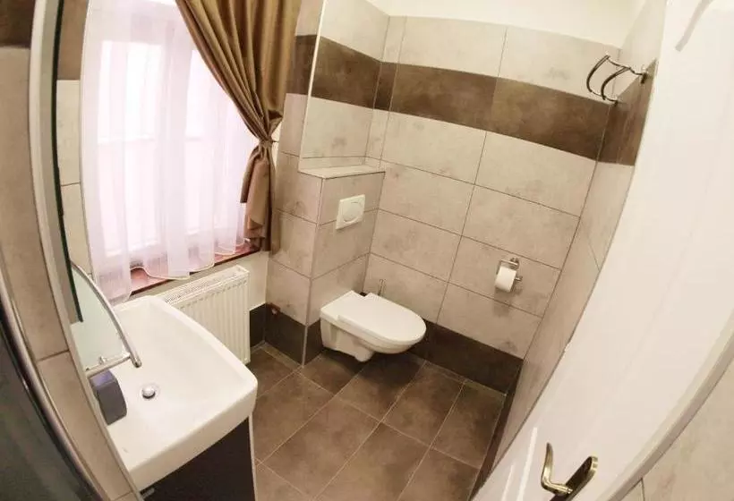 Majatalo Penzion V Horách