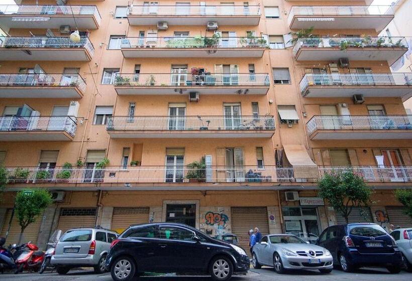 تختخواب و صبحانه La Nuova Cittadella