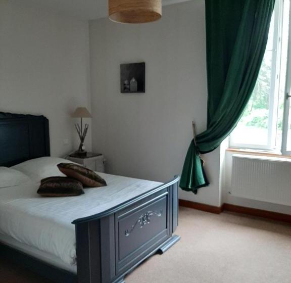 فندق L'auberge Du Tire Bouchon