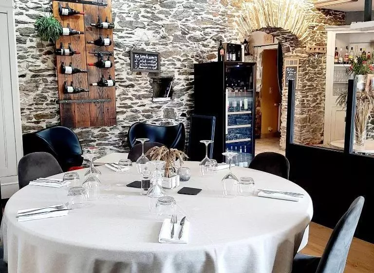 Hotelli L'auberge Du Tire Bouchon