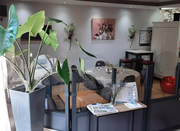 Hotelli L'auberge Du Tire Bouchon