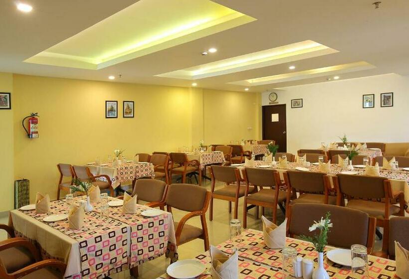 בית מלון כפרי Park Residency