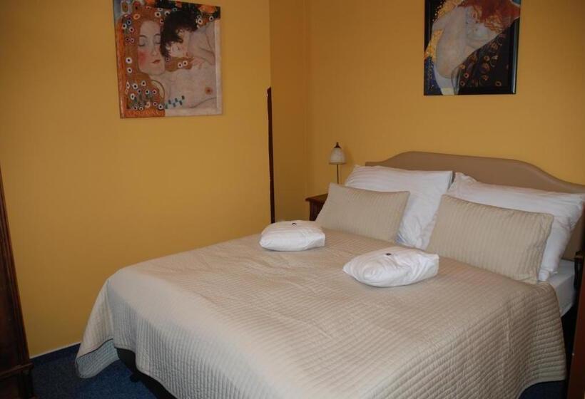 בית מלון כפרי U Růže