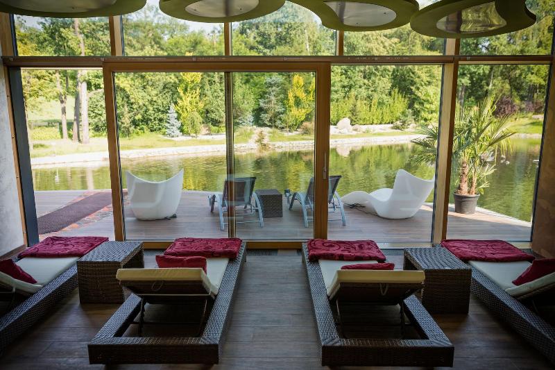 Отель Zámeček Petrovice